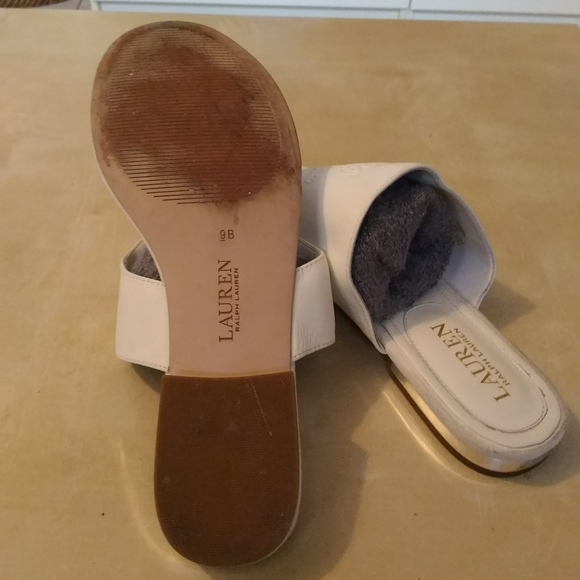 Ladies "Lauren" by Ralph Lauren Monogram Sandal - Picture 4 of 5